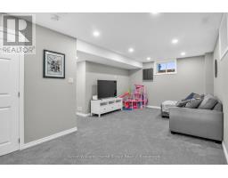 192 HARPIN WAY E - 36