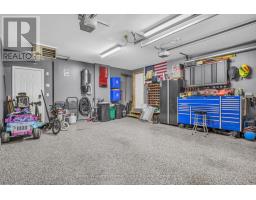 192 HARPIN WAY E - 43