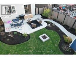 192 HARPIN WAY E - 5