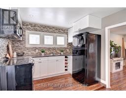 310 BARBER AVENUE N - 19