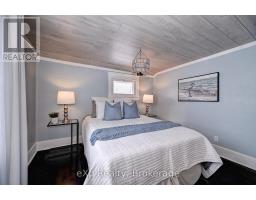 310 BARBER AVENUE N - 32