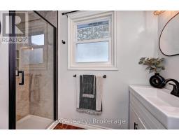 310 BARBER AVENUE N - 35