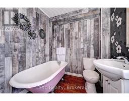 310 BARBER AVENUE N - 37
