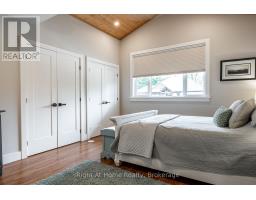 71214 ANNE STREET - 21