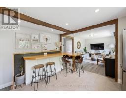273 MAIN STREET N - 18
