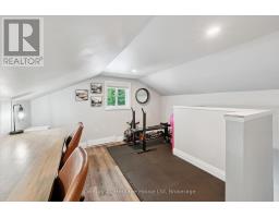 273 MAIN STREET N - 24