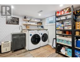 273 MAIN STREET N - 31
