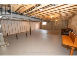 465 WELLINGTON STREET E - 3
