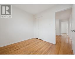 C-22 - 427 VICTORIA ROAD N - 24