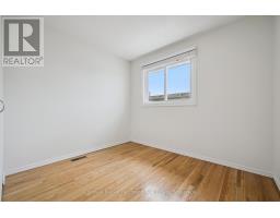 C-22 - 427 VICTORIA ROAD N - 27