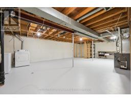 C-22 - 427 VICTORIA ROAD N - 31