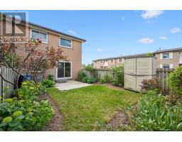 C-22 - 427 VICTORIA ROAD N - 36