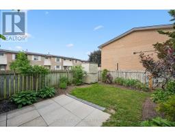 C-22 - 427 VICTORIA ROAD N - 41