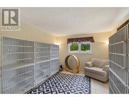 775498 HWY 10 HIGHWAY N - 36