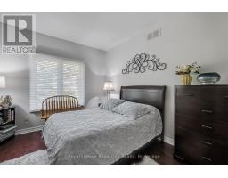 38 CARRIAGE LANE - 21