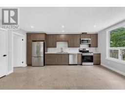 12 JARVIS STREET N - 10
