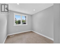 12 JARVIS STREET N - 17