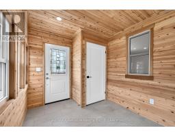 12 JARVIS STREET N - 5