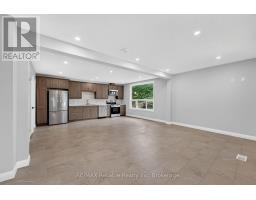 12 JARVIS STREET N - 6