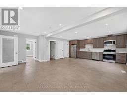 12 JARVIS STREET N - 8