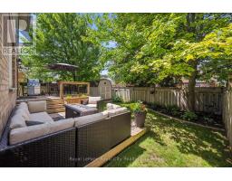 17 CARROLL CRESCENT - 39