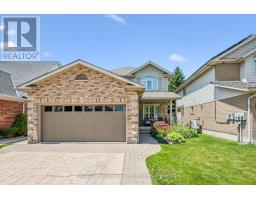 17 CARROLL CRESCENT - 49