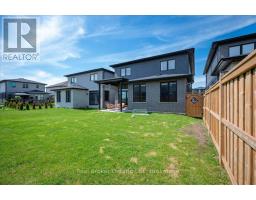 92 MOON CRESCENT - 37