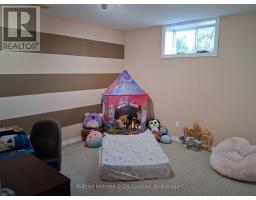 932 BRUCE 86 ROAD - 21