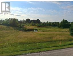 932 BRUCE 86 ROAD - 34