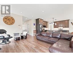209 ARDEN CRESCENT - 13