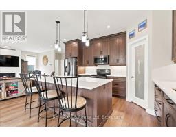 209 ARDEN CRESCENT - 16