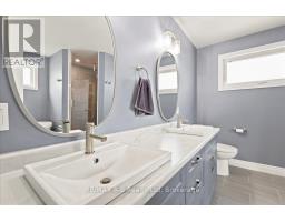 209 ARDEN CRESCENT - 26