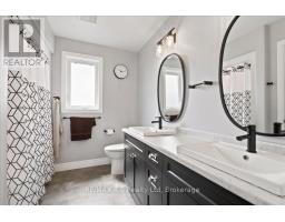 209 ARDEN CRESCENT - 32