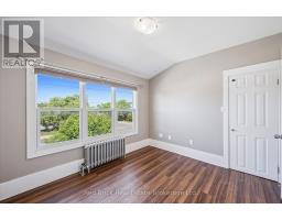 241 VICTORIA ROAD S - 16