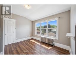 241 VICTORIA ROAD S - 18