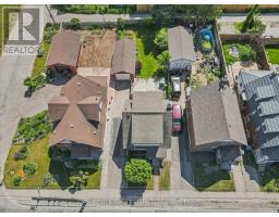 241 VICTORIA ROAD S - 35
