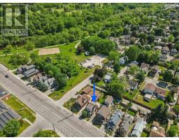 241 VICTORIA ROAD S - 36