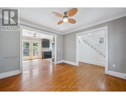 241 VICTORIA ROAD S - 8
