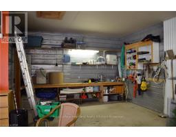 118 ISAAC STREET - 24
