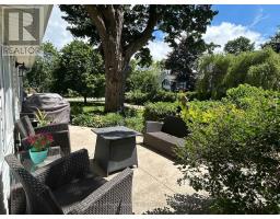 118 ISAAC STREET - 35