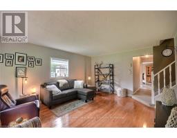 118 ISAAC STREET - 6