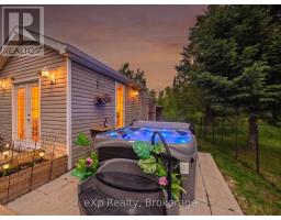 32 MAPLE GROVE VILLAGE ROAD - 12