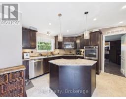 32 MAPLE GROVE VILLAGE ROAD - 3