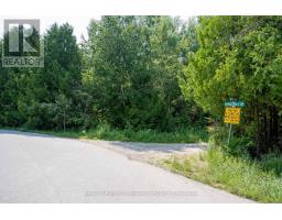 89 SPRUCEDALE DRIVE - 7