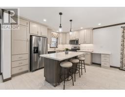 206 SPRUCE DRIVE - 7