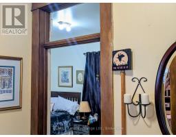 570 10TH STREET - 24
