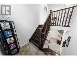 24 COURTNEY STREET - 21