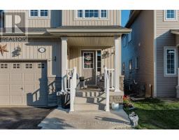 24 COURTNEY STREET - 3