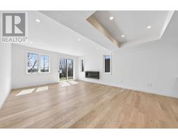 19 HALLS DRIVE - 12