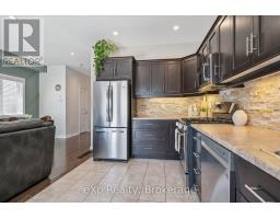 29 GOODALL COURT - 14